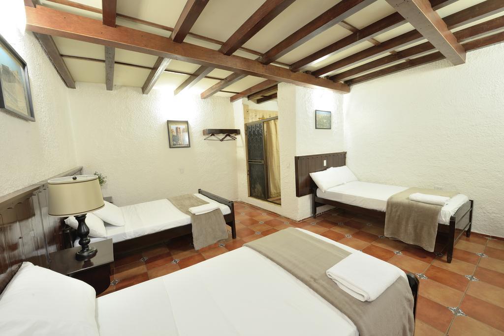 Hotel Libano León 외부 사진